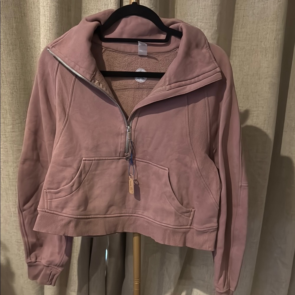 Lululemon crop sweatshirt